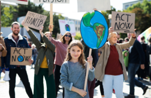 What are the expectations towards manufacturers for controlling environmental damage